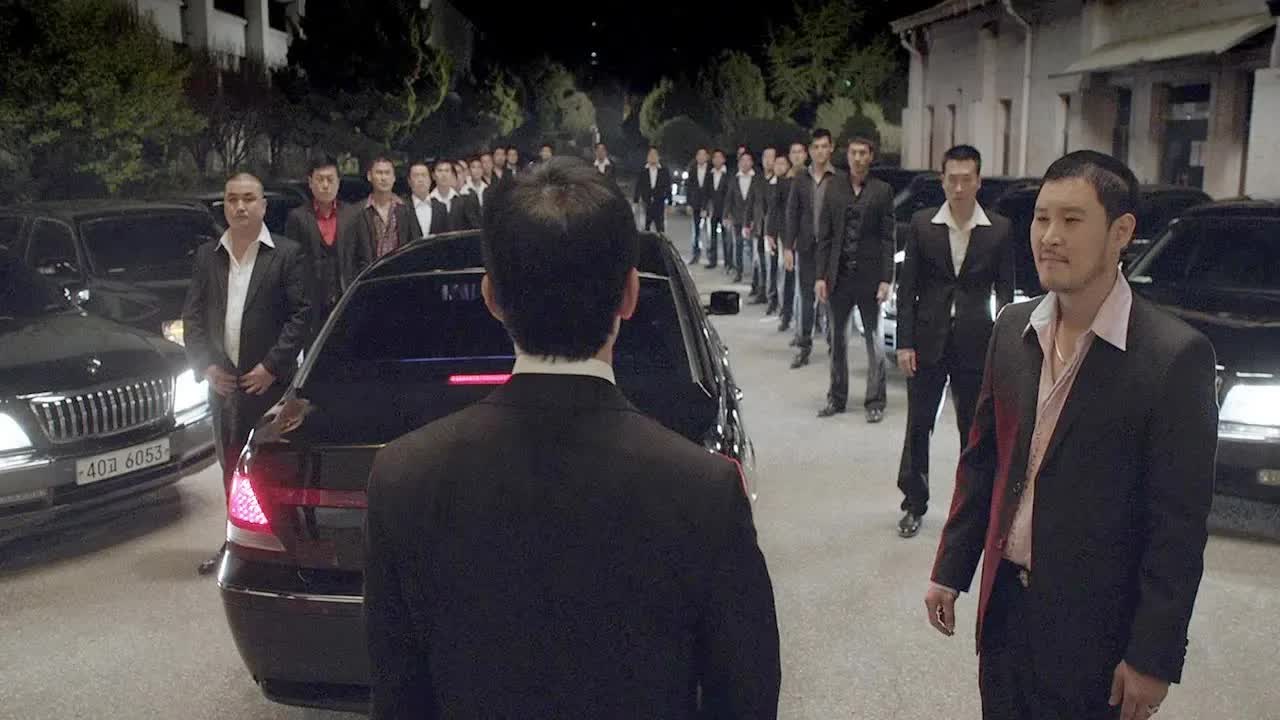 黑帮老大入狱17年，出狱后重新掌权，对帮派实施大清洗！《朋友2》