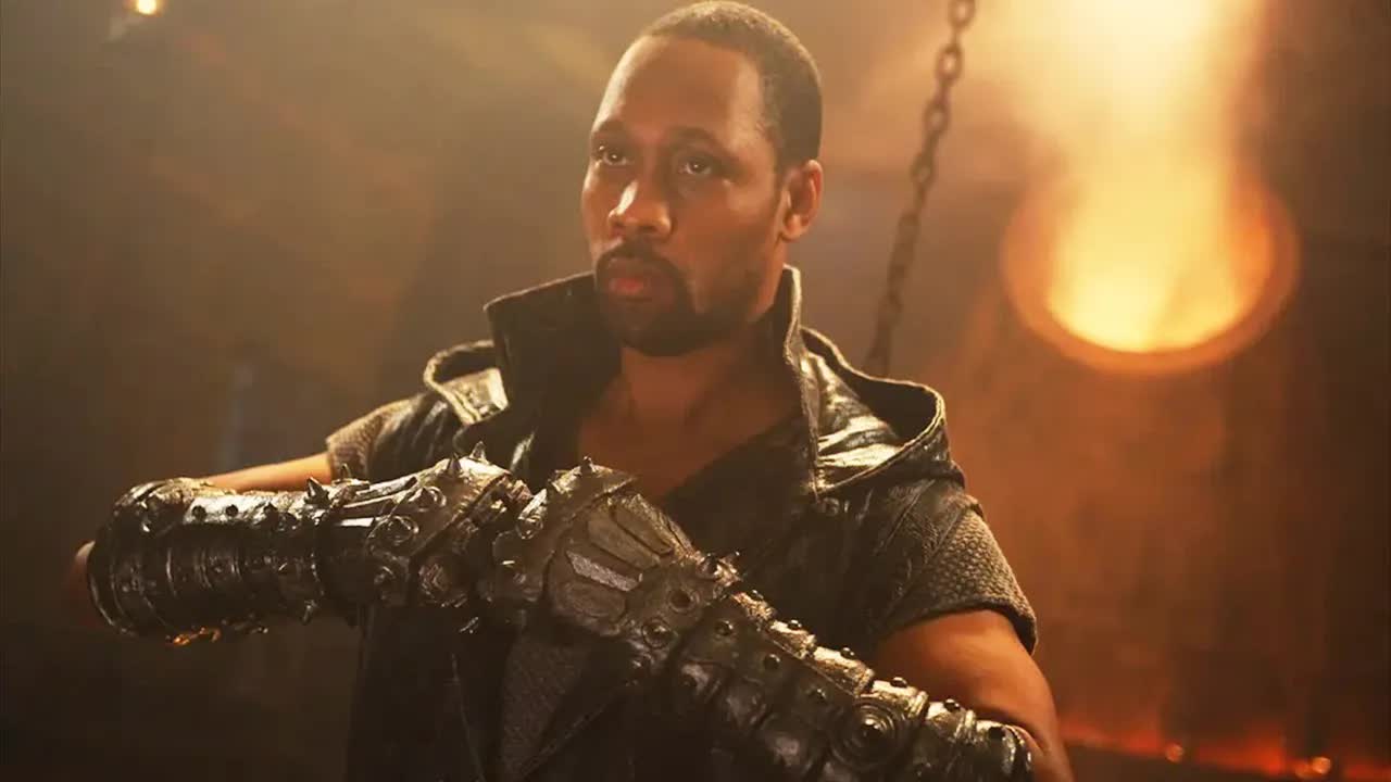 黑人小伙学会少林寺罗汉拳，成为绝世王者，一人横扫江湖！！火爆动作爽片