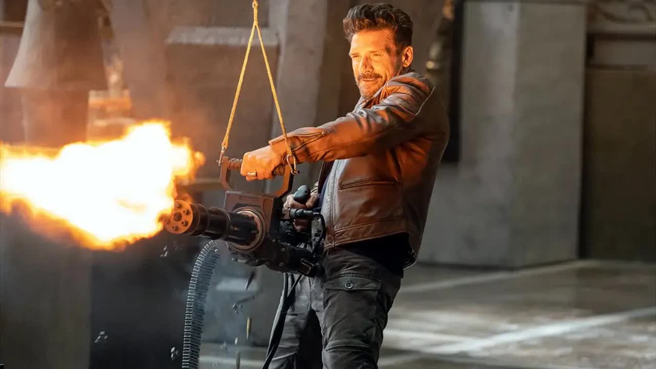 军方的绝密武器，能无限复活特种兵，就连加特林都打不死！