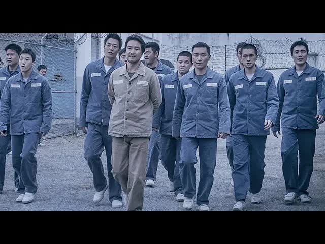 警察到监狱做卧底，却意外赚了一个亿，还当上了大哥，连监狱长都不敢惹！